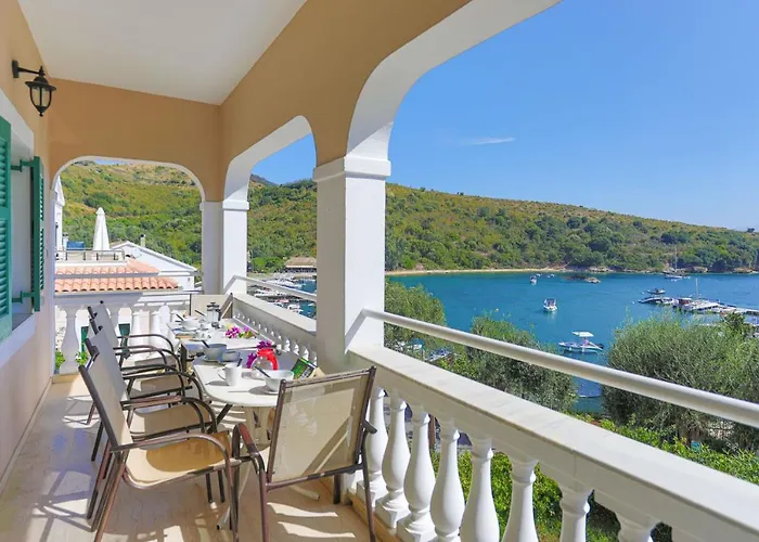 Evanna House In Saint Stephanos